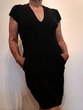 Classic Black V-Neck Cap Sleeve Dress - Women